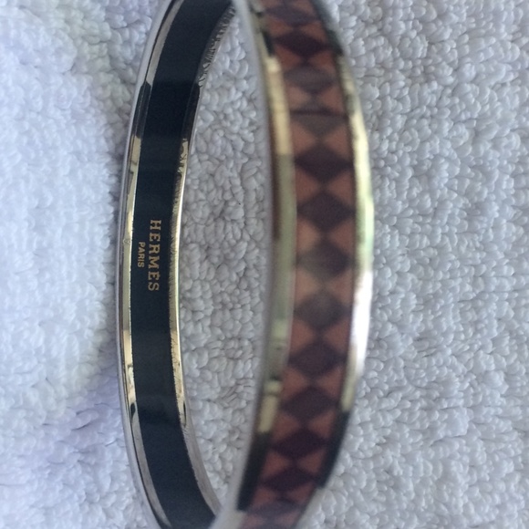 Hermès Maroon & Rose Narrow Enamel Bangle Bracelet - Picture 4 of 7